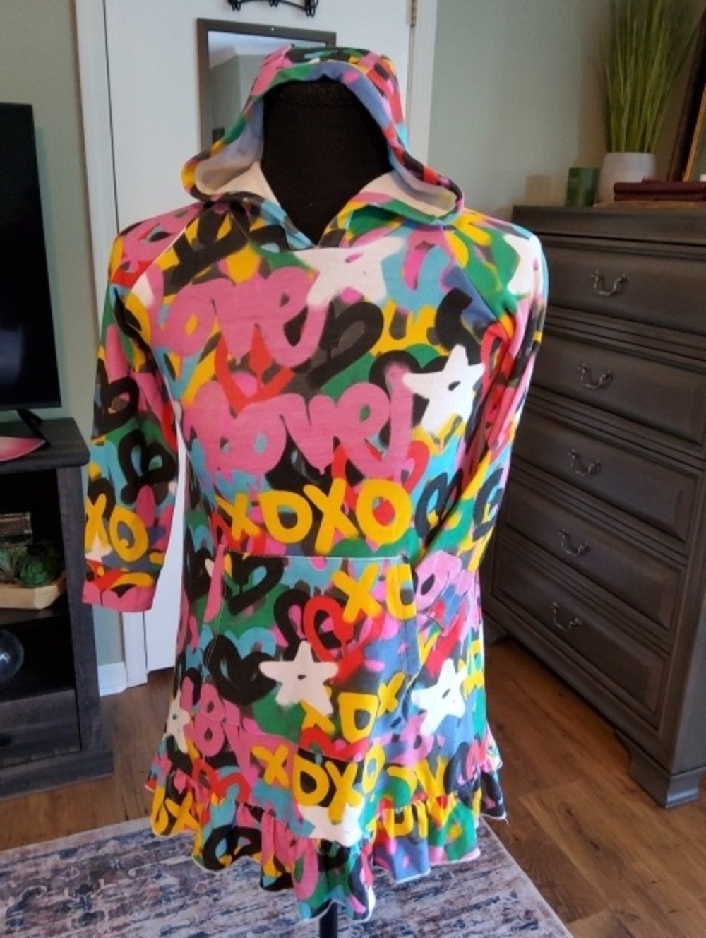 Chaser Girls Love Graffiti Hoodie Dress Kangaroo Pocket Size 6 NWT